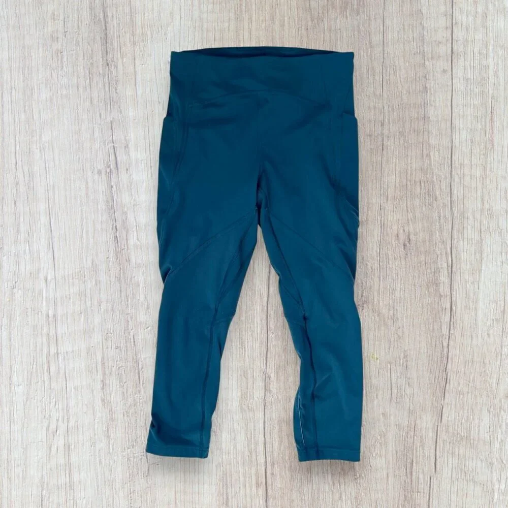 Lululemon Run Smoothly 7/8 Tight Teal Running Performance Leggings Size 8